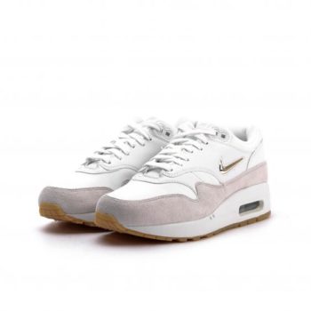 nike premium