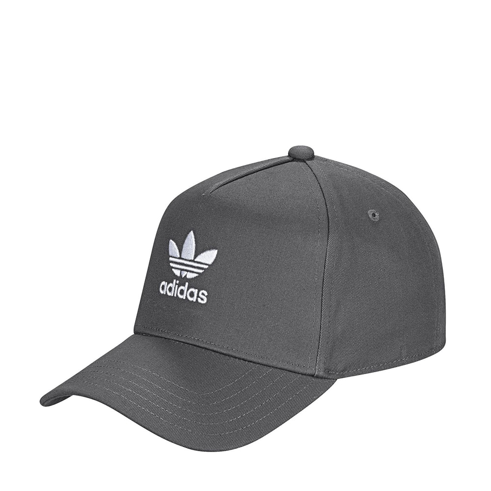 cappello adidas nero con strisce bianche