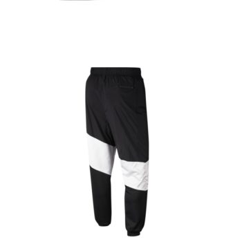 pantaloni nike jordan